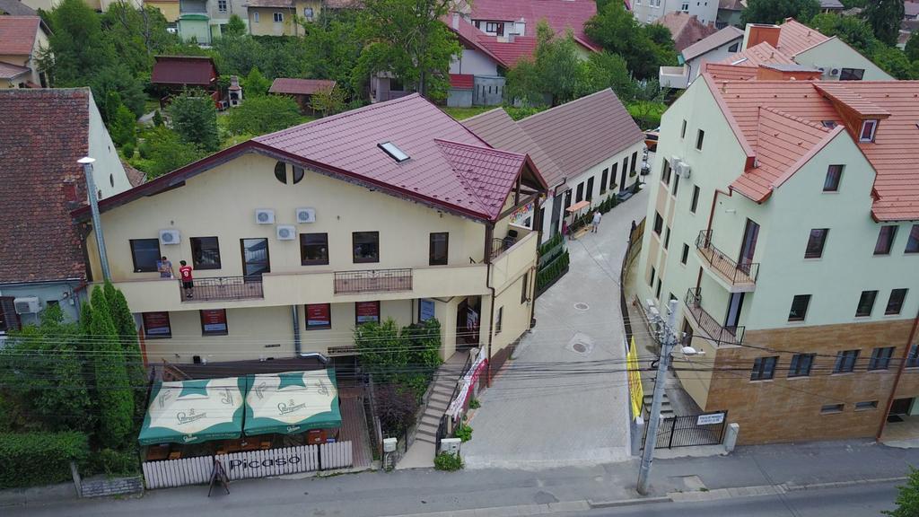 Flowers House Sibiu Eksteriør bilde